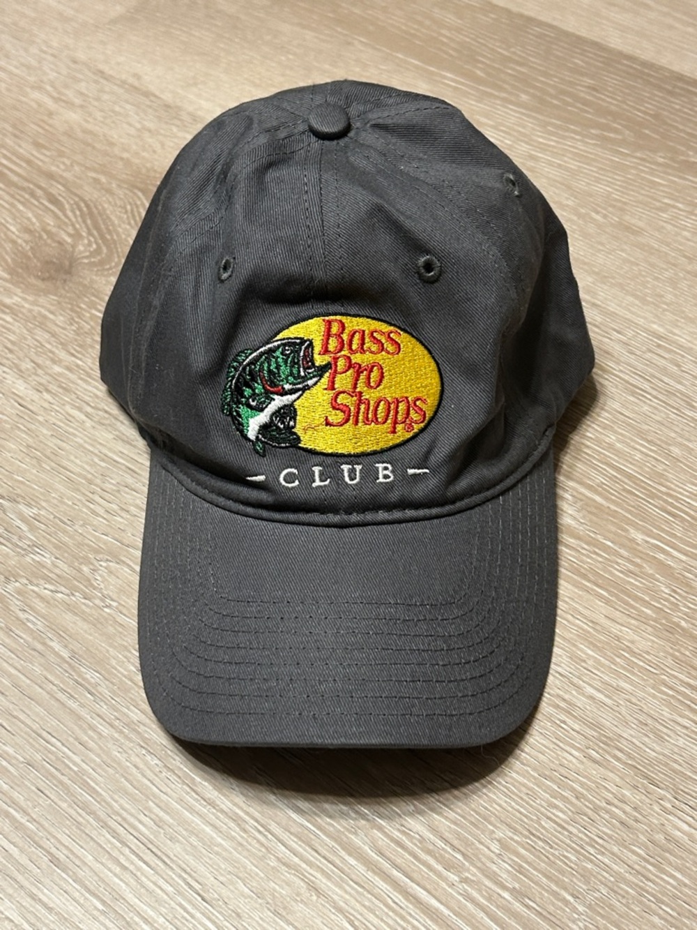 Bass Pro Shops Club Embroidered Bass Logo Ajustable Baseball Cap